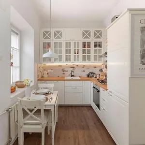  Apartment Historical Caserne Slowenien
